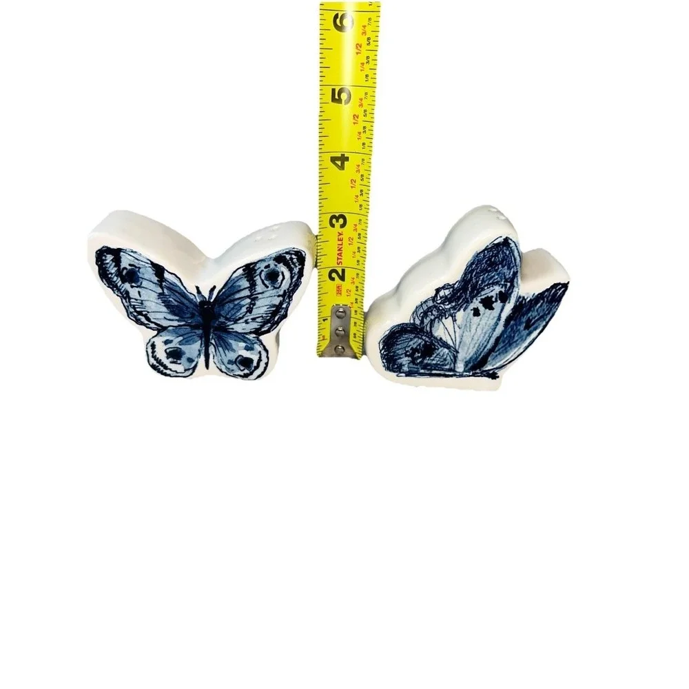 CRACKER BARREL Butterfly Salt and Pepper Set‎ Rare